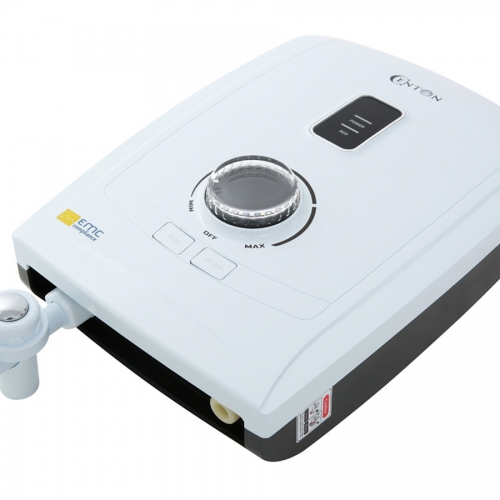 Máy nước nóng GD600ESP RS - FL - EMC -  5.5 KW (Có bộ sen mưa) -Có bơm